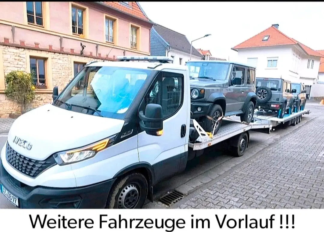 Suzuki Jimny 1.5 AllGrip Comfort+ - Thumbnail 4