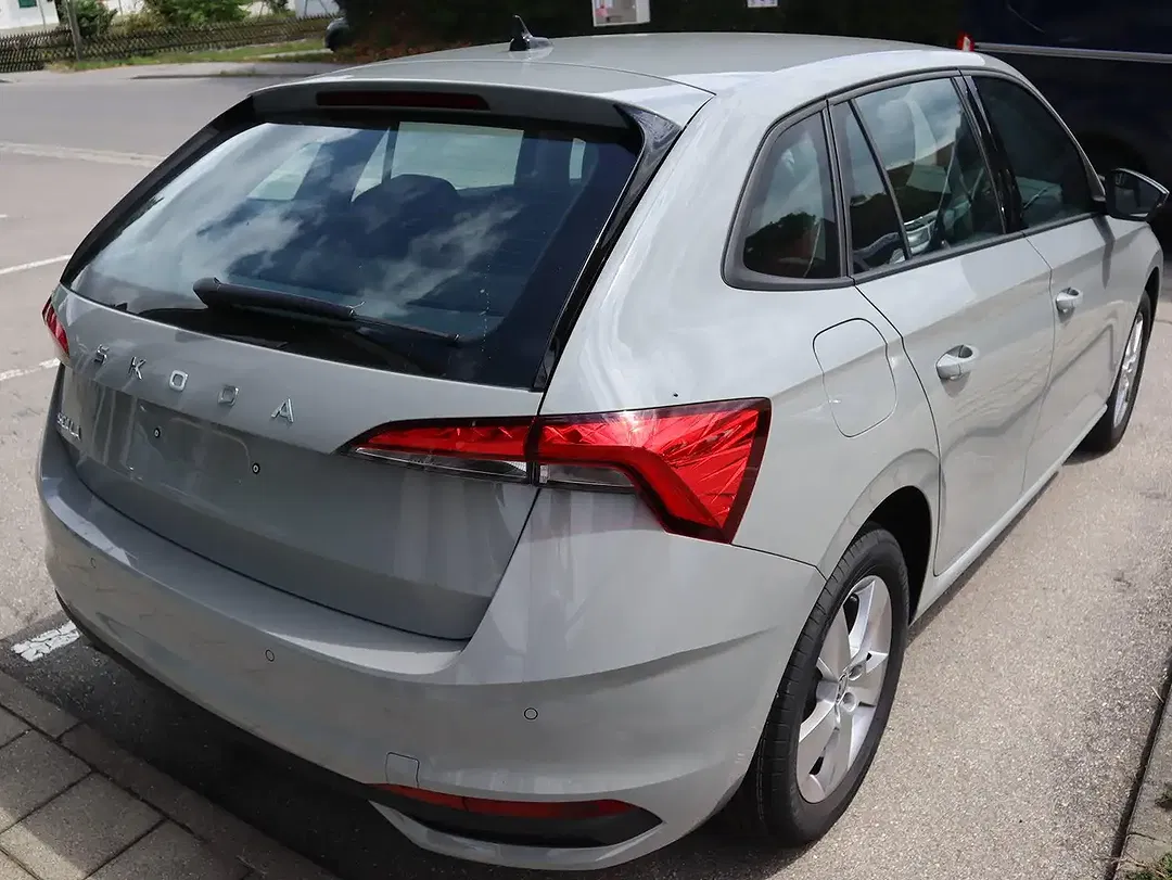 Skoda Scala Essence - Thumbnail 7