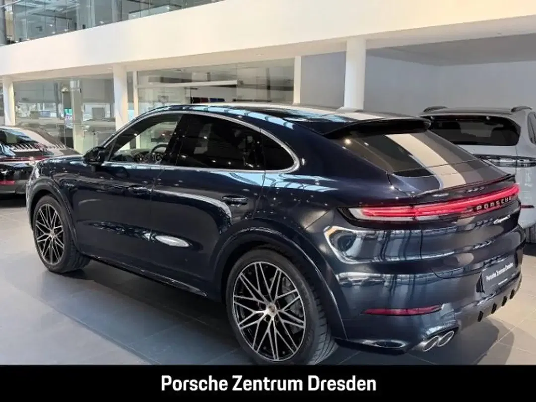 Porsche Cayenne E-Hybrid S Coupe - Thumbnail 3