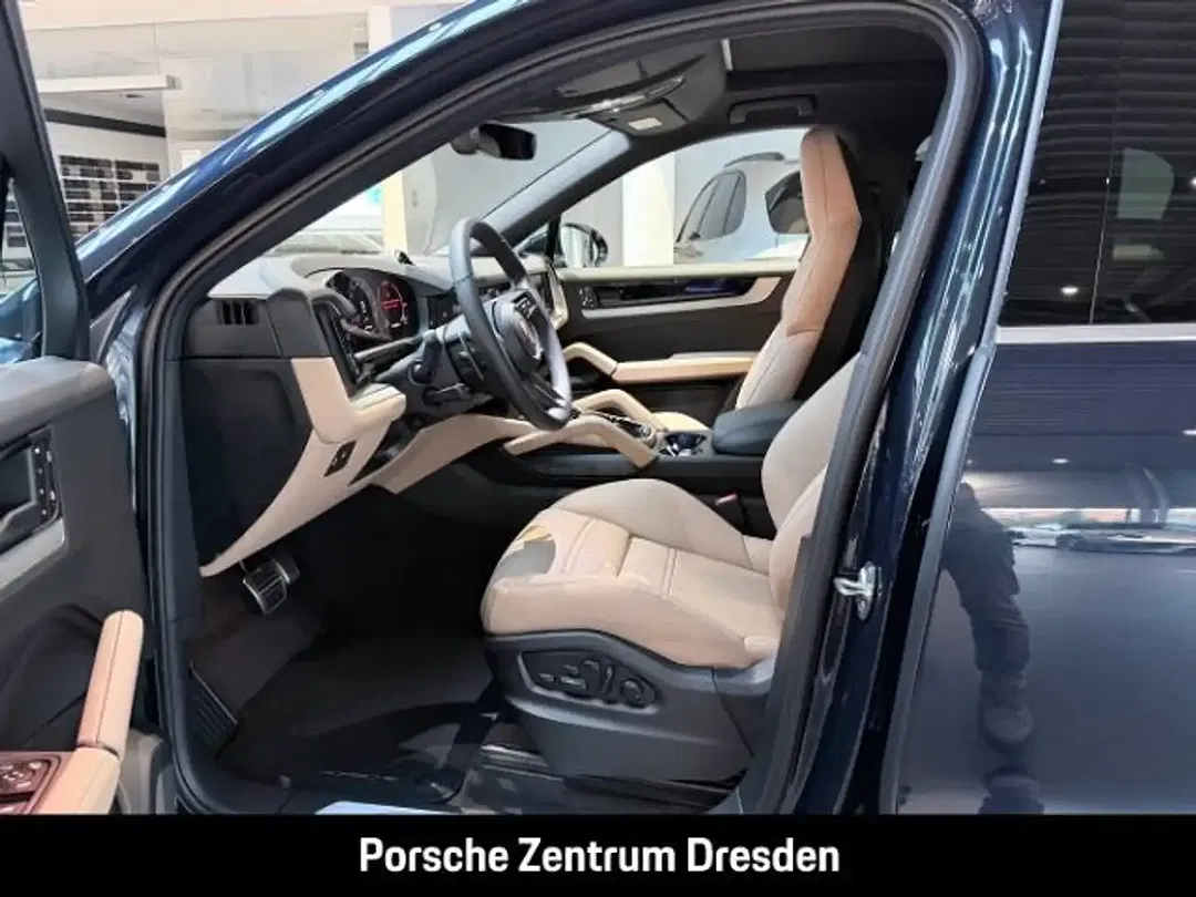 Porsche Cayenne E-Hybrid S Coupe - Thumbnail 4