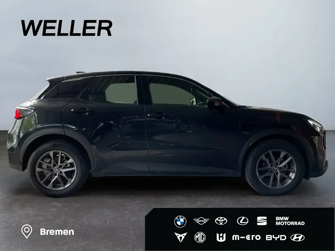 Lexus LBX - Thumbnail 10