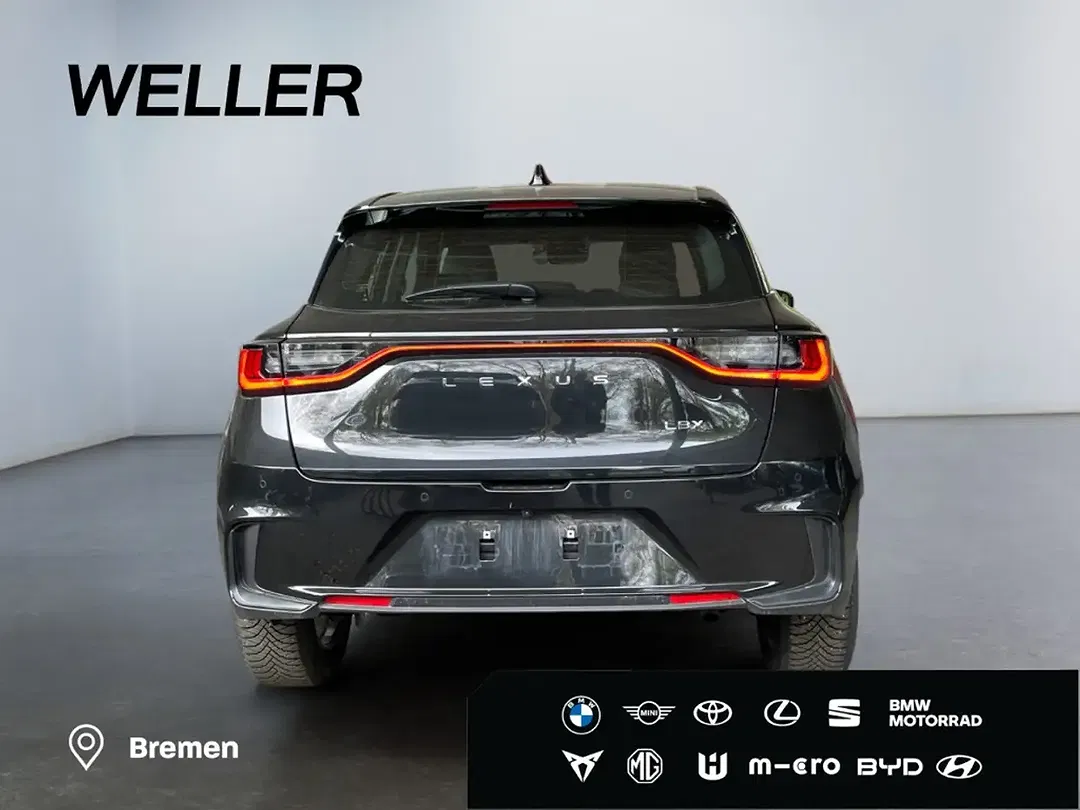 Lexus LBX - Thumbnail 6