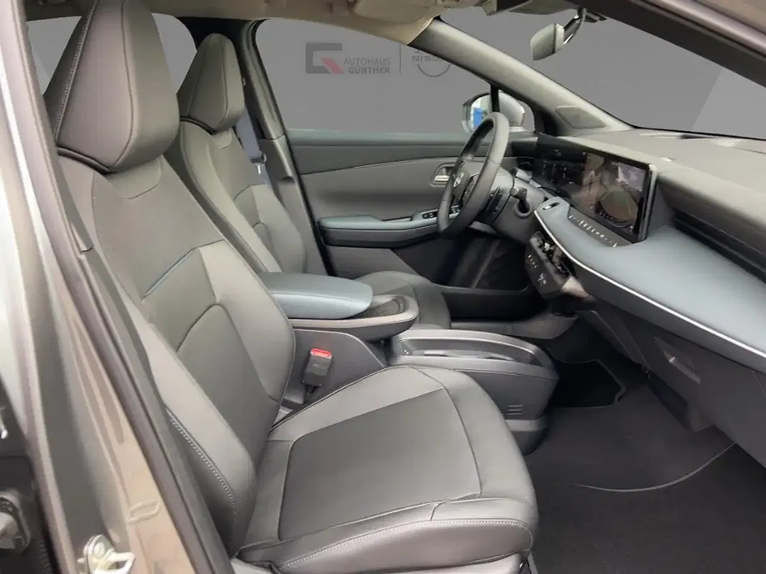 Nissan Leaf - Thumbnail 9