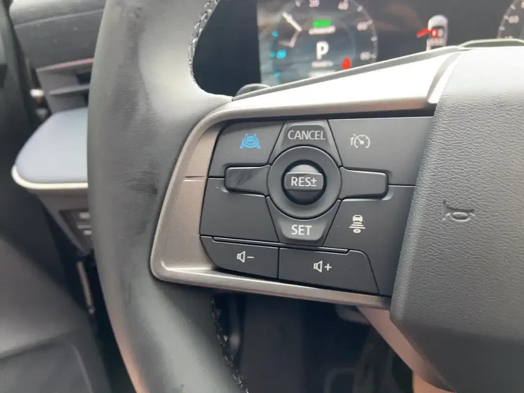 Nissan Leaf - Thumbnail 20