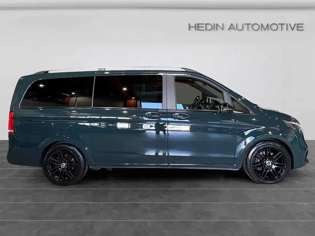 Mercedes-Benz V 300 AMG Night - Thumbnail 7