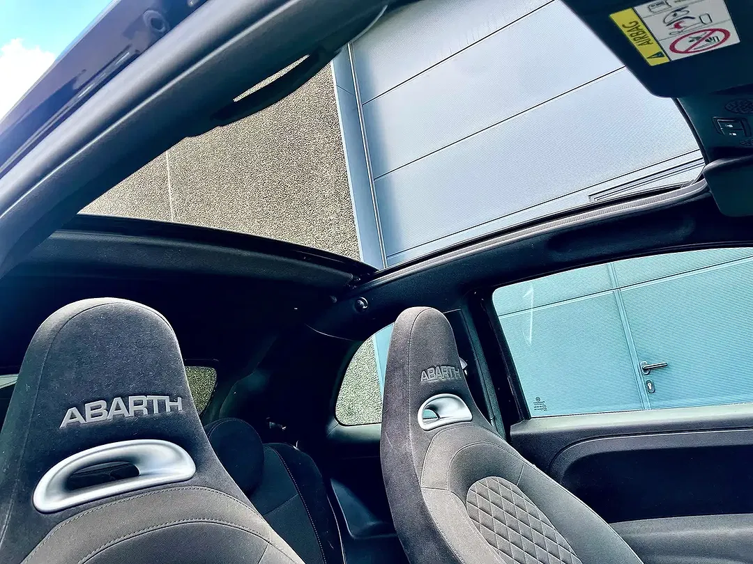 Abarth 595C 1.4 T-Jet - Thumbnail 12