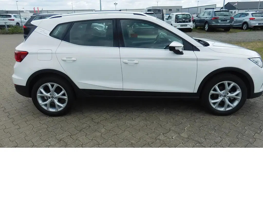 SEAT Arona 1.0 TSI FR-Line - Thumbnail 2