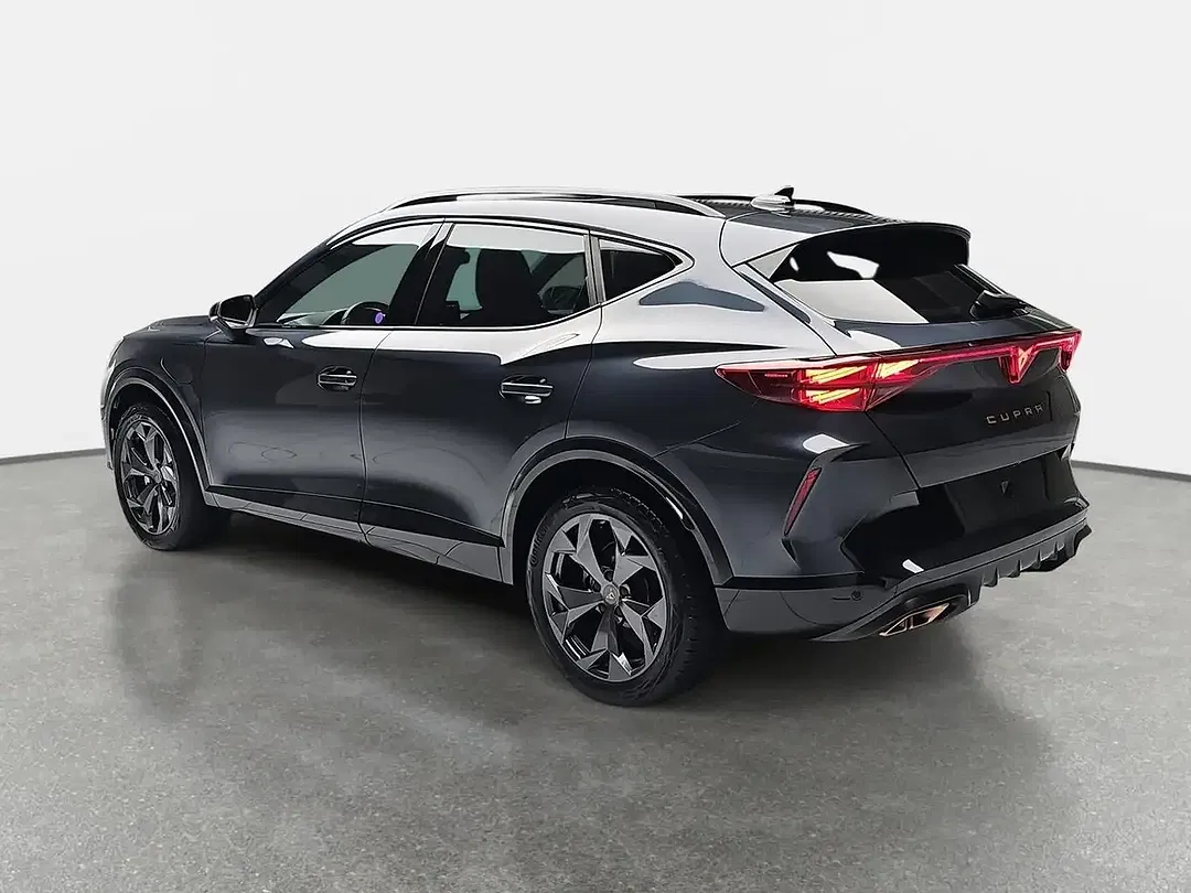 CUPRA Formentor 1.5 PHEV DSG - Thumbnail 4