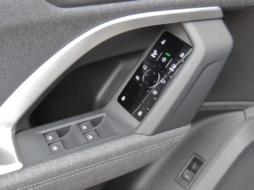Audi Q5 TDI quattro Sportback S line - Thumbnail 8