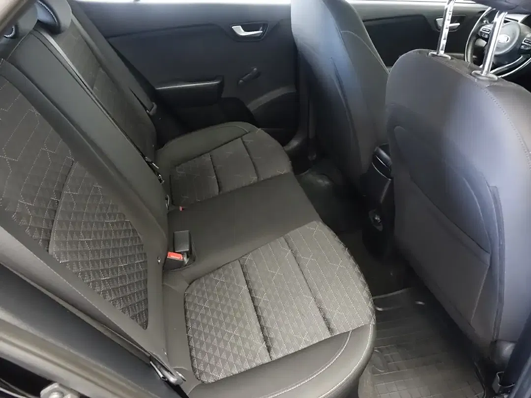 Kia Rio - Thumbnail 13