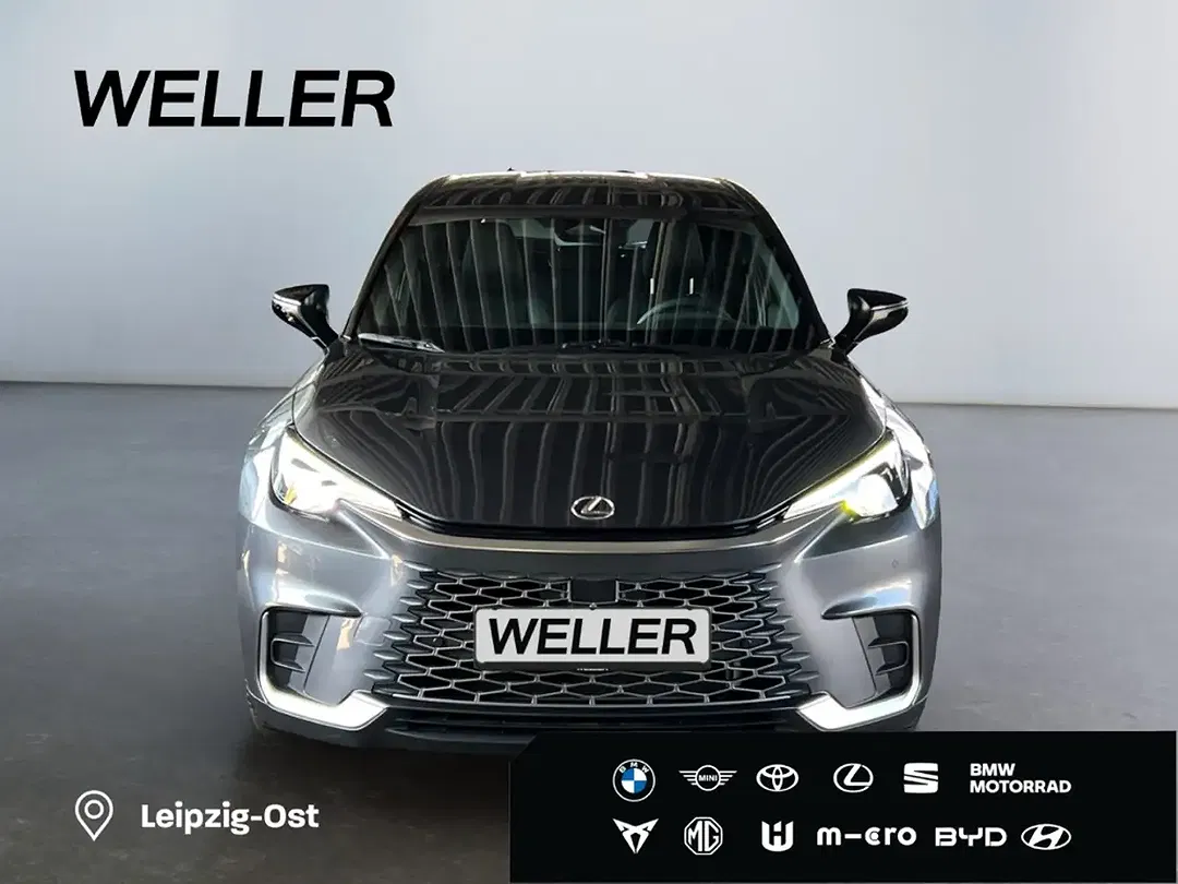 Lexus LBX Emotion - foto 2