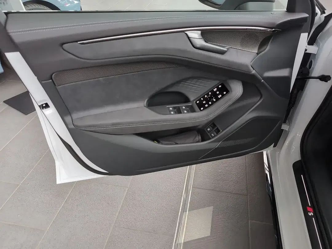 Audi A6 TFSI quattro Edition - Thumbnail 13