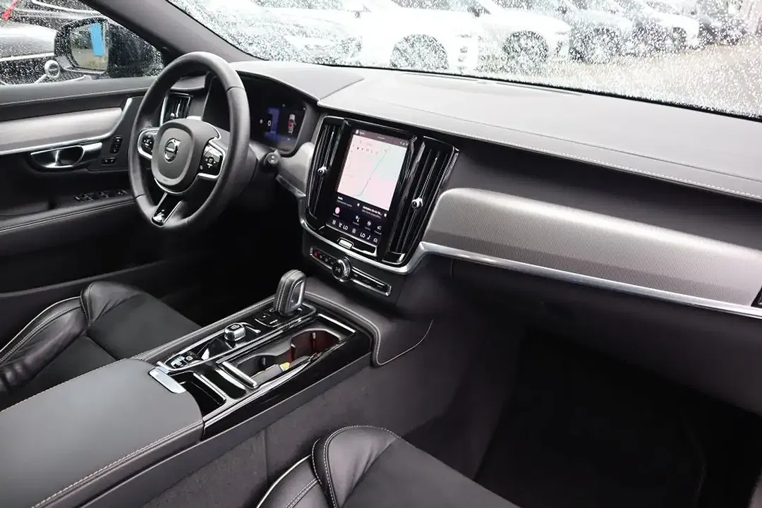 Volvo V90 T8 AWD Recharge Plus - Thumbnail 11
