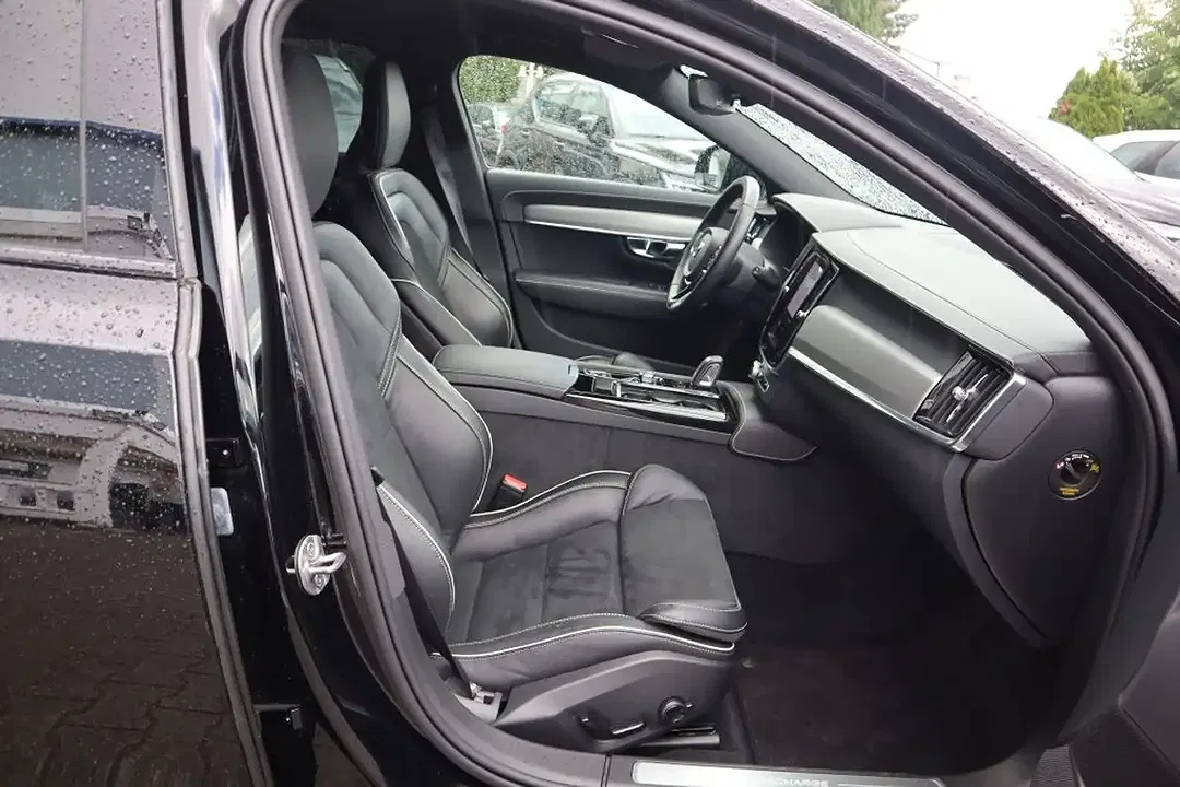 Volvo V90 T8 AWD Recharge Plus - Thumbnail 12