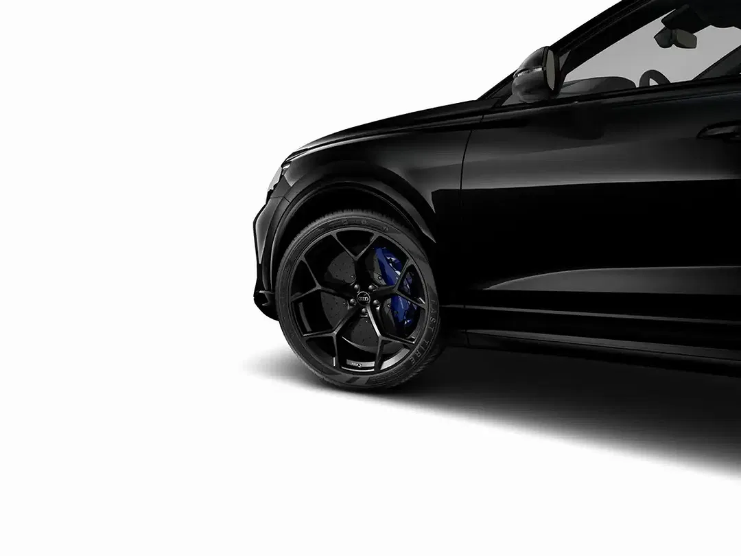 Audi RS Q8 - foto 1