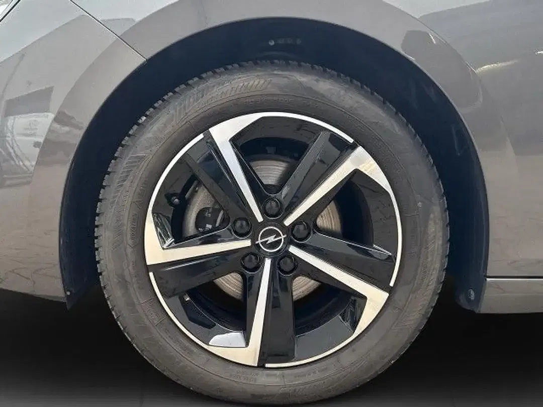 Opel Astra Turbo AUT GS - foto 14