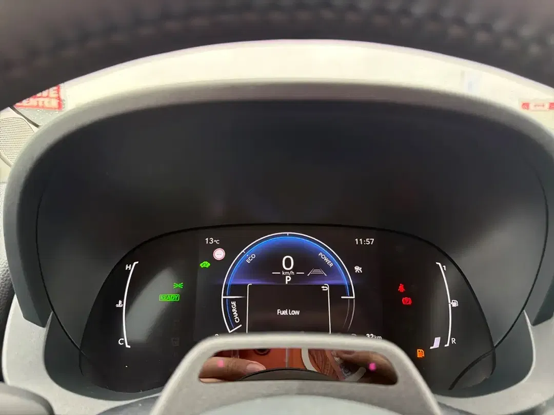 Toyota Yaris Hybrid Teamplayer - Thumbnail 13