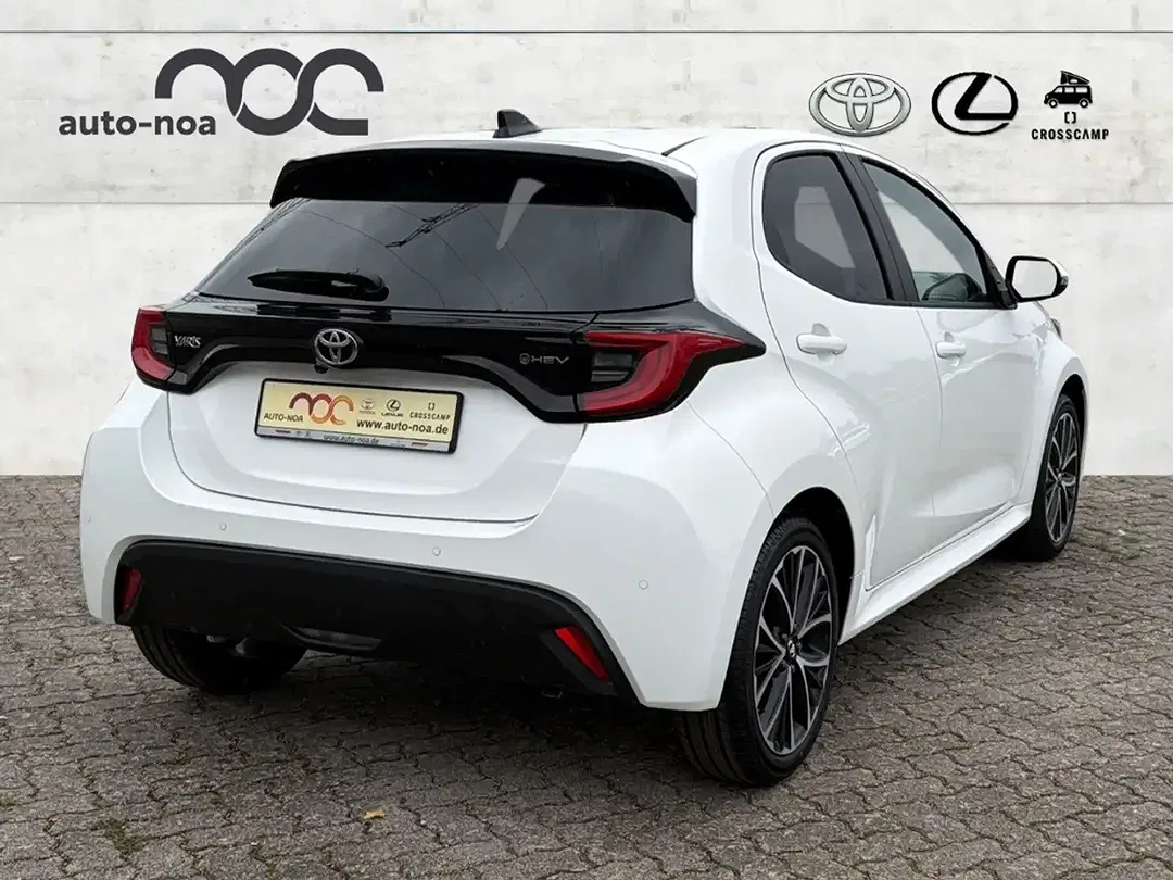 Toyota Yaris Hybrid Teamplayer - foto 2