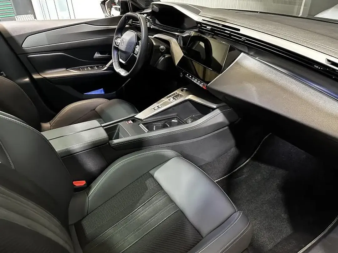 Peugeot 408 Hybrid GT - foto 2