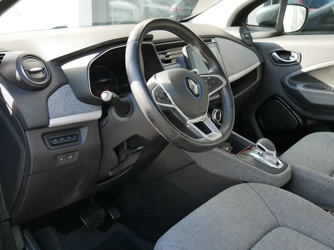 Renault ZOE R110 Experience - Thumbnail 10