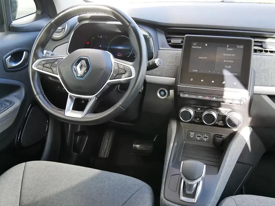 Renault ZOE R110 Experience - Thumbnail 12