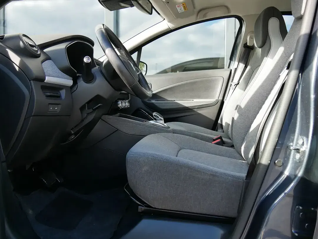 Renault ZOE R110 Experience - Thumbnail 8