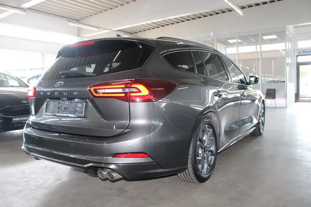 Ford Focus AUT ST-Line - Thumbnail 8
