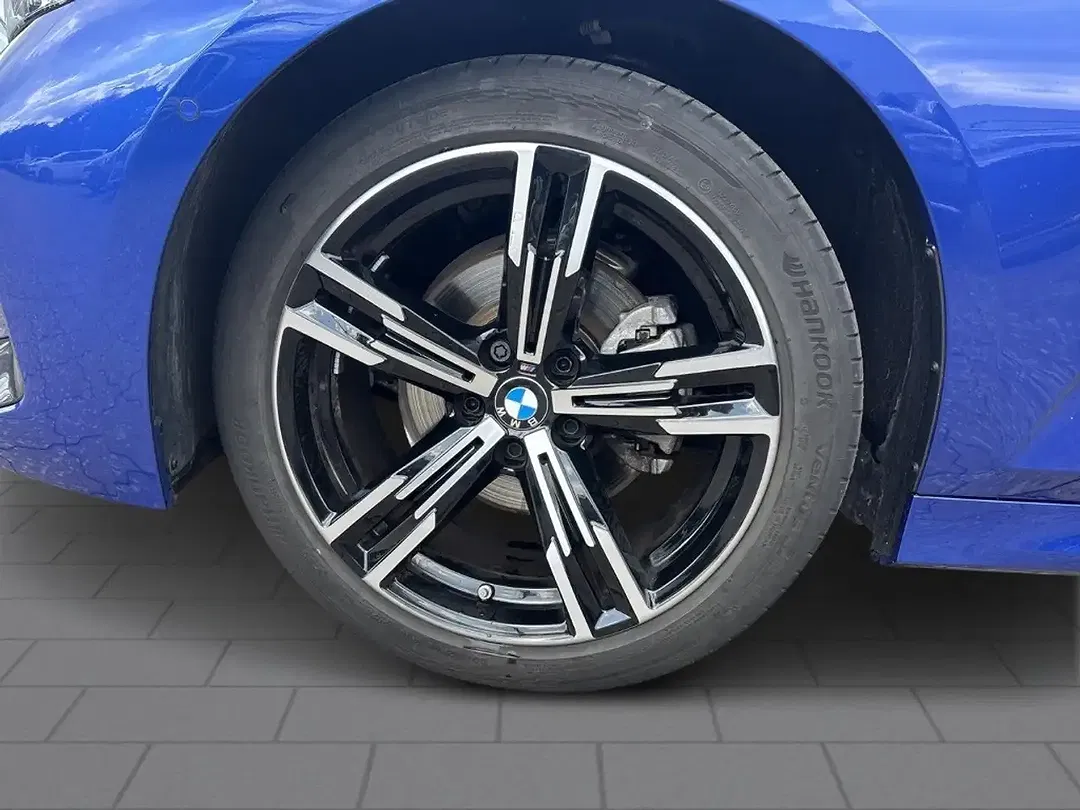 BMW 320 xDrive - Thumbnail 6
