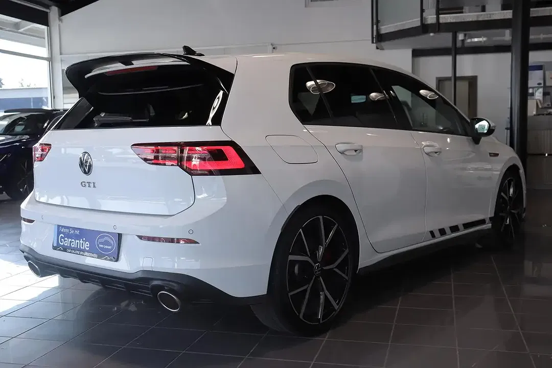 Volkswagen Golf 2.0 TSI GTI Clubsport - foto 2