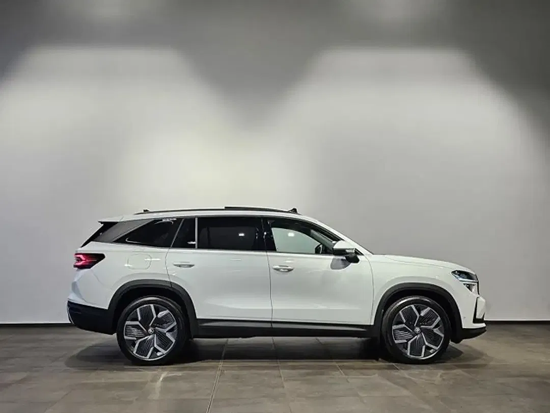 Skoda Kodiaq 4x4 - Thumbnail 6