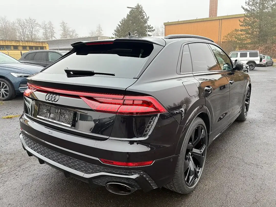 Audi RS Q8 4.0 TFSI quattro Matrix LED - Thumbnail 5