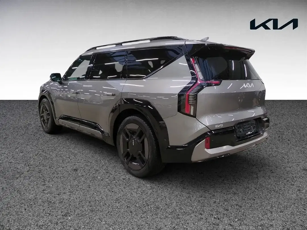 Kia EV9 AWD GT-Line Launch - Thumbnail 7