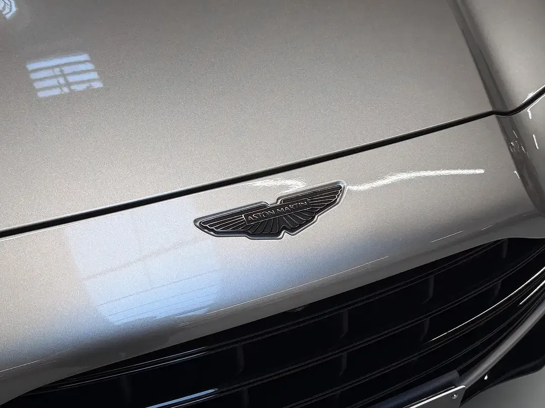 Aston Martin DBX 707 - Thumbnail 11