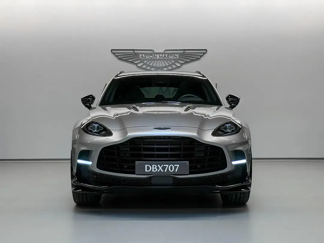 Aston Martin DBX 707 - foto 2