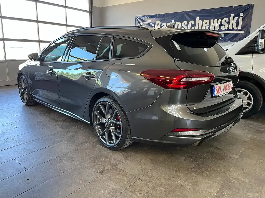 Ford Focus ST-Line - foto 2