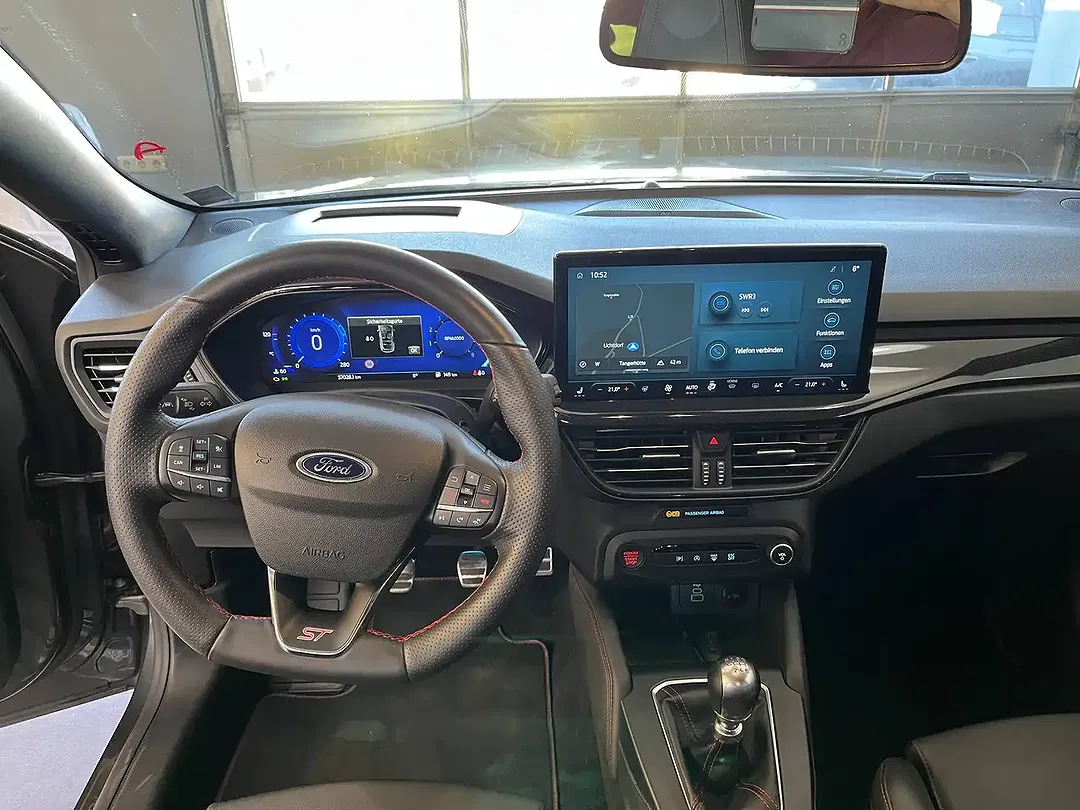 Ford Focus ST-Line - Thumbnail 6