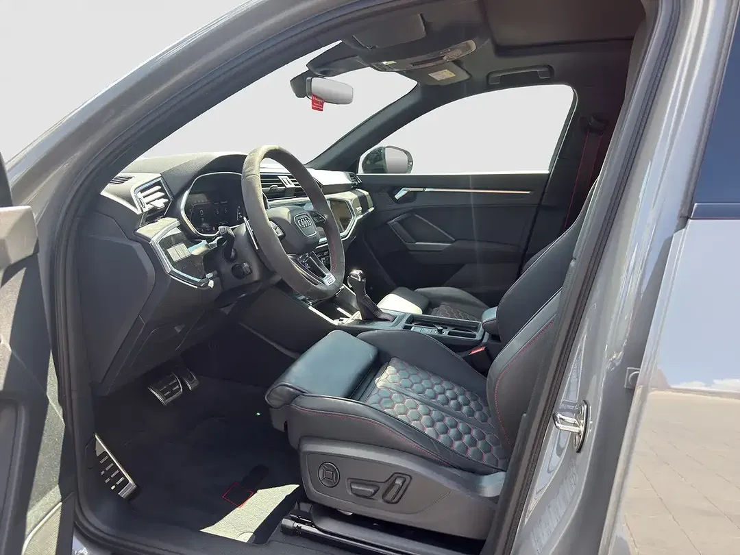 Audi RS Q3 2.5 TFSI Sportback - Thumbnail 6