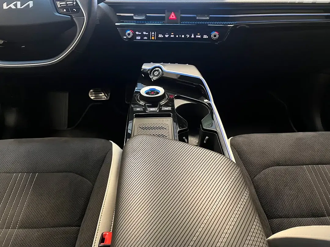 Kia EV6 GT - Thumbnail 13