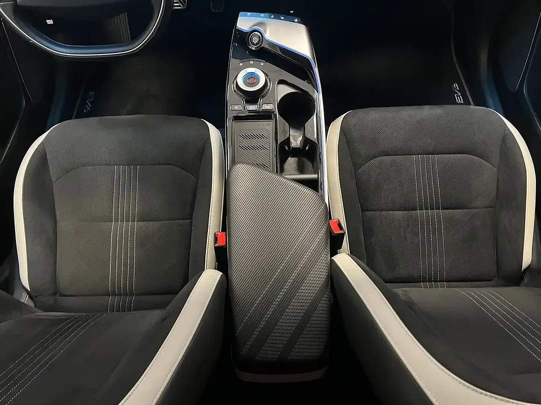 Kia EV6 GT - Thumbnail 14