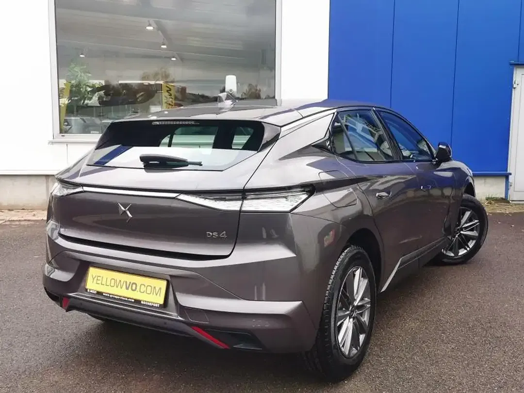 DS Automobiles DS 4 - Thumbnail 4
