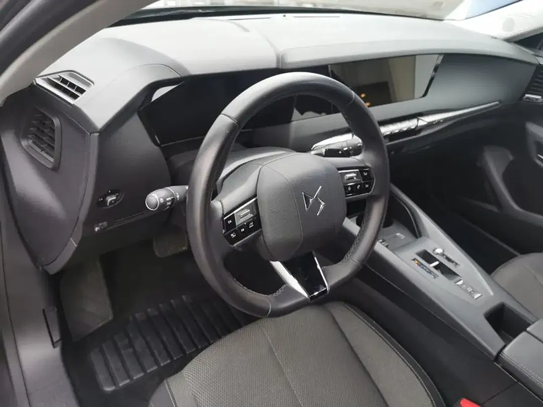 DS Automobiles DS 4 - Thumbnail 6