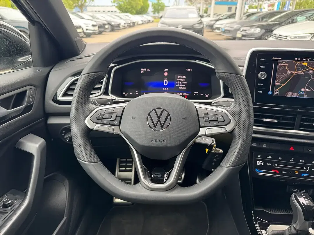 Volkswagen T-Roc 1.5 TSI DSG R-Line - Thumbnail 11