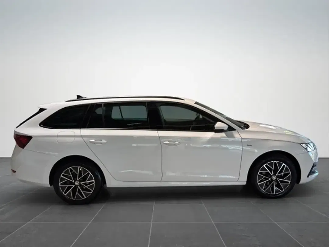 Skoda Octavia 1.5 Combi Ambition - Thumbnail 8