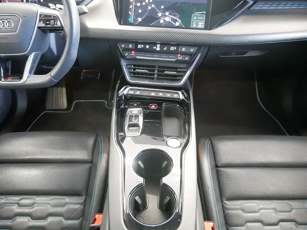 Audi RS e-tron GT Matrix LED - Thumbnail 11