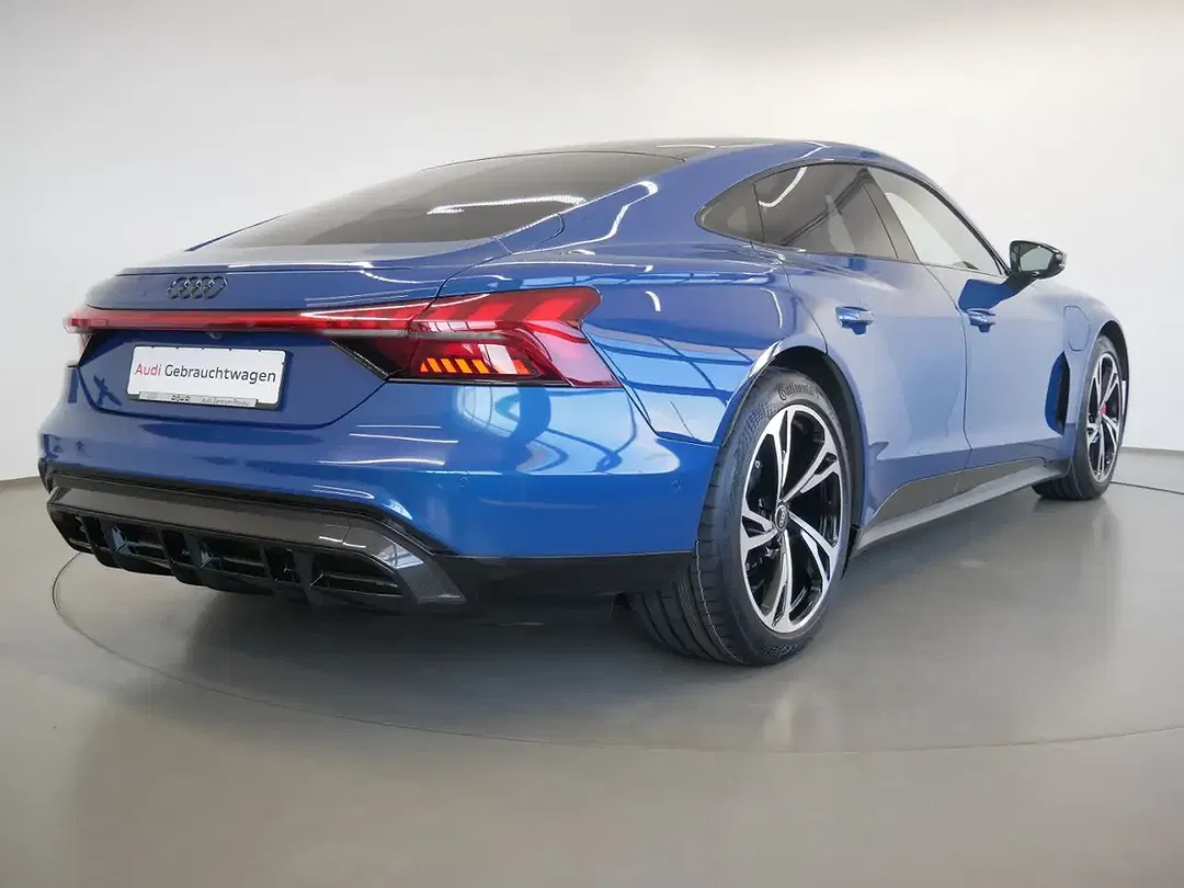 Audi RS e-tron GT Matrix LED - Thumbnail 5