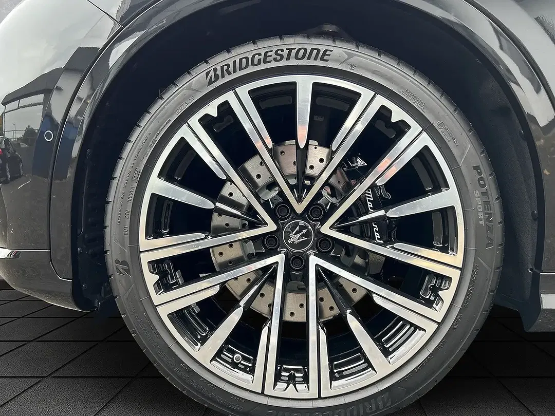 Maserati Grecale Trofeo - Thumbnail 6