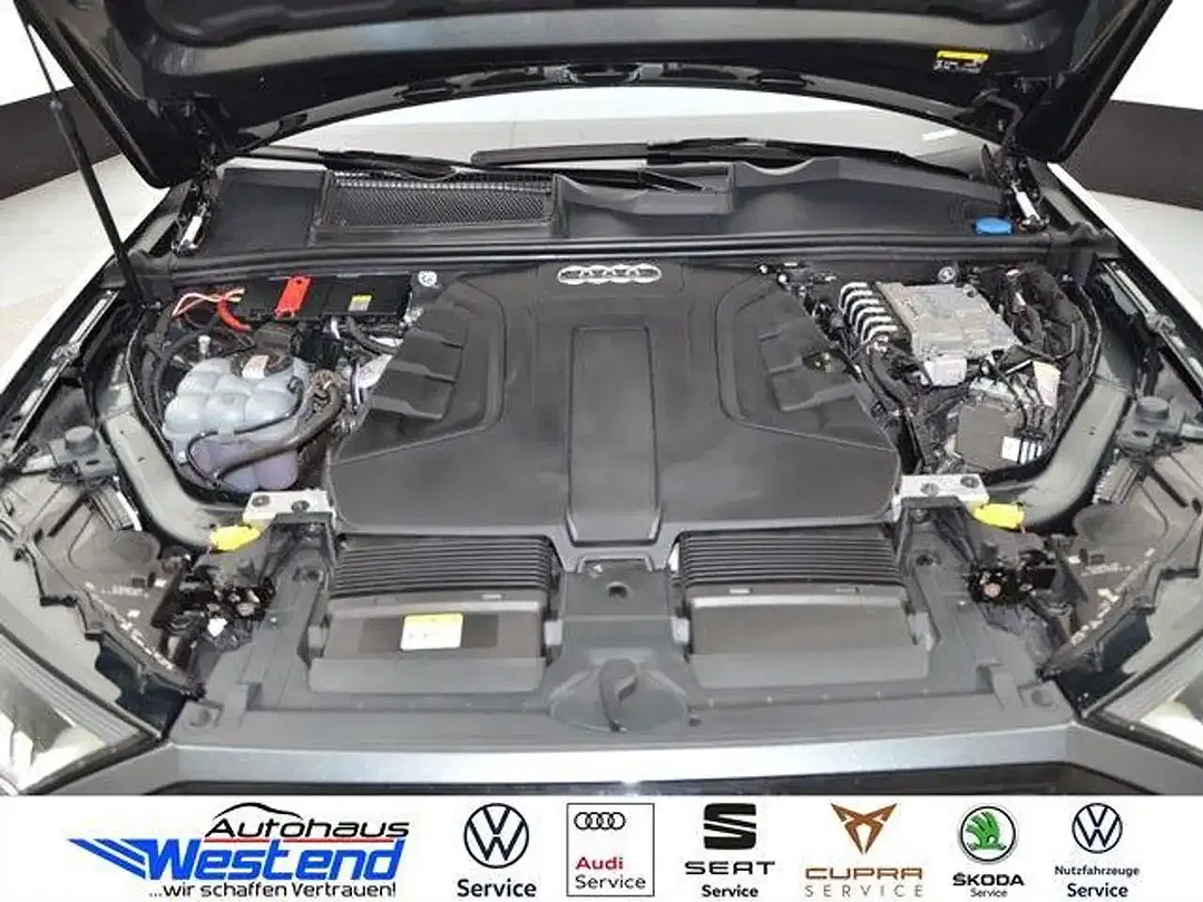 Audi Q7 50 TDI quattro Matrix LED S line - Thumbnail 4