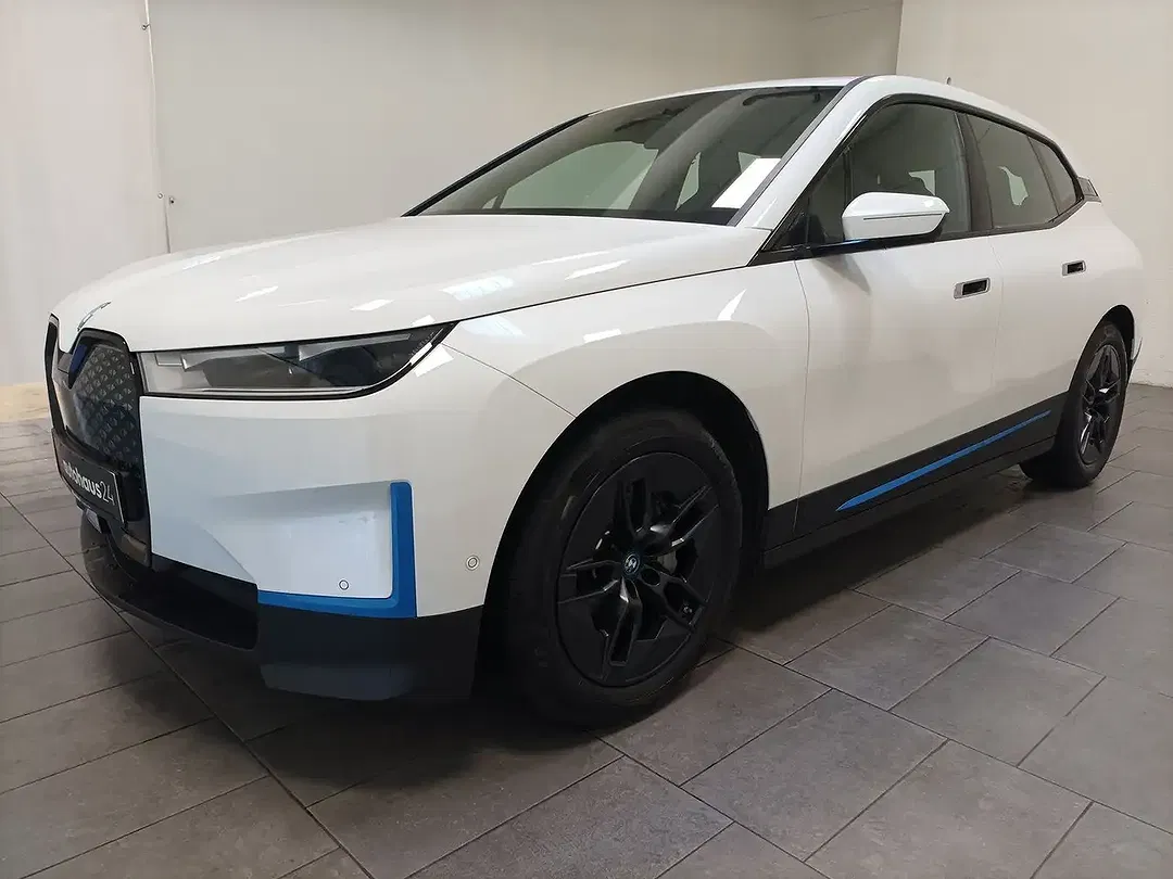 BMW iX xDrive - foto 2