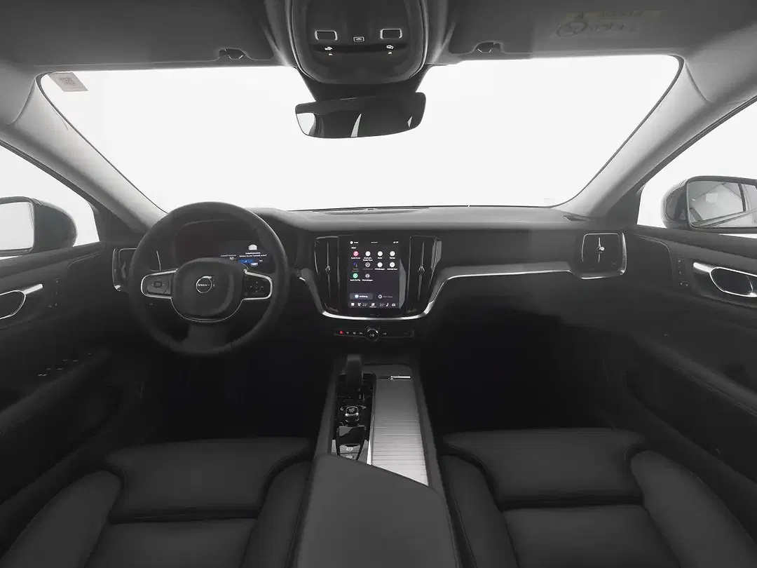 Volvo V60 B4 Plus Dark - Thumbnail 3