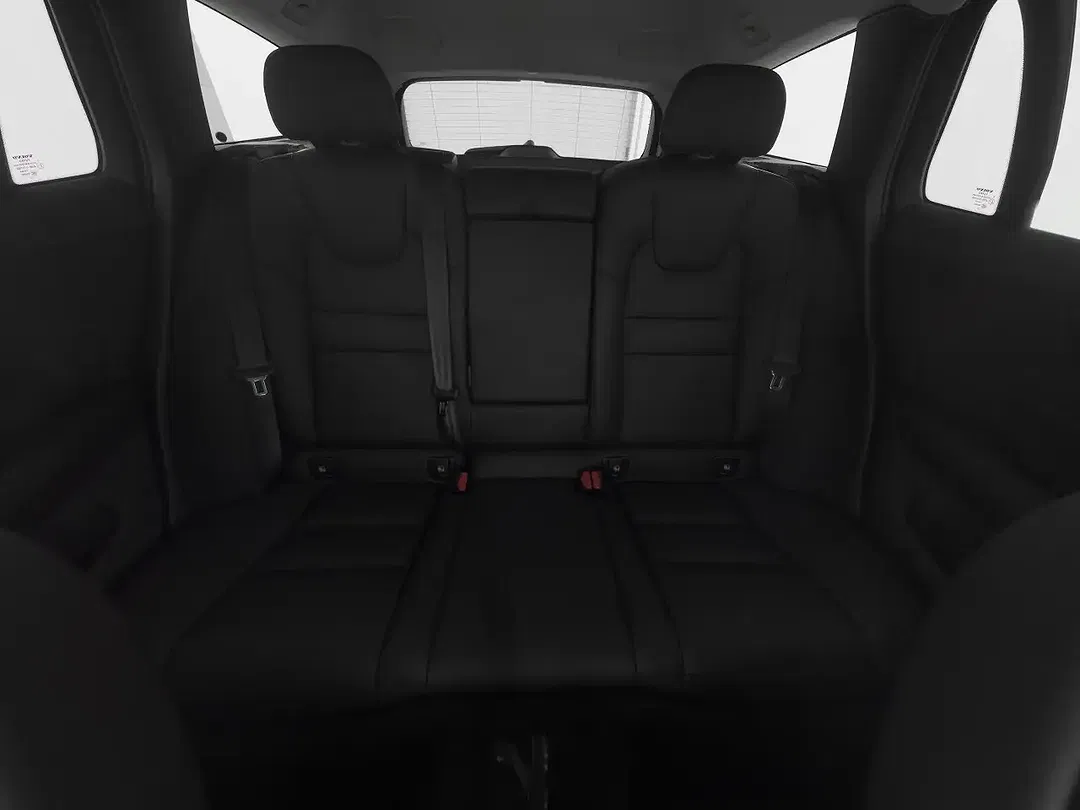 Volvo V60 B4 Plus Dark - Thumbnail 5